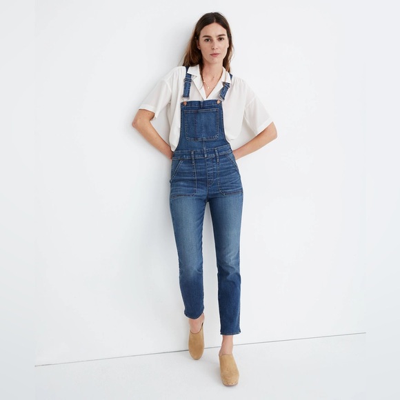 Madewell Denim - Madewell Stovepipe Overalls in Lorton Wash Size Small